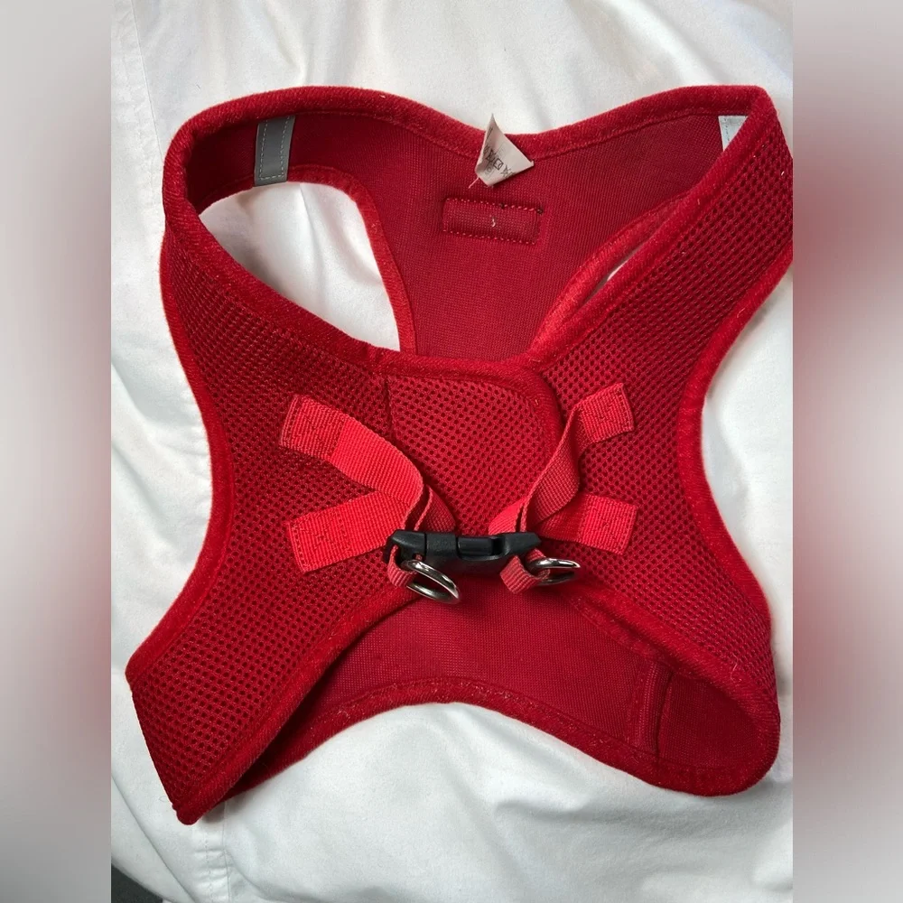 Voyager Dog Harness‎ buckles and velcros closed size XL